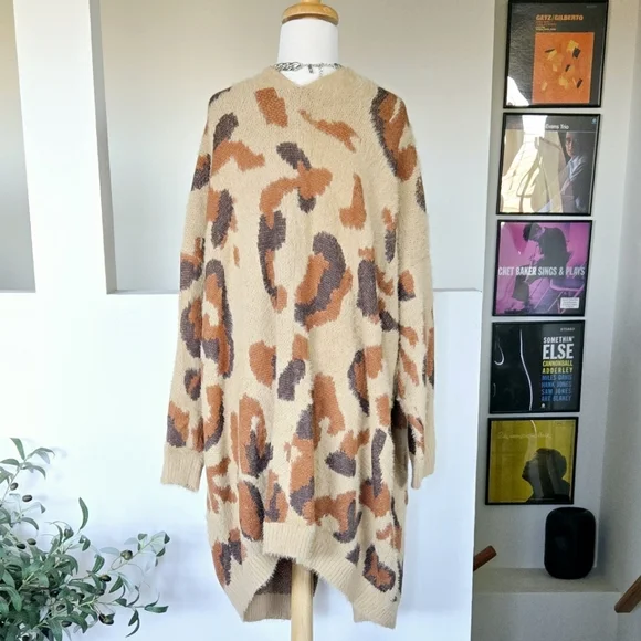 🏷️FN She's Been Spotted Cardigan Longline Pockets Animal Print XL - Picture 10 of 15